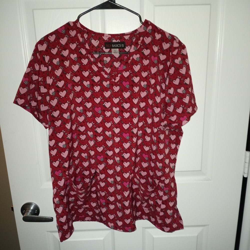 Scrub top